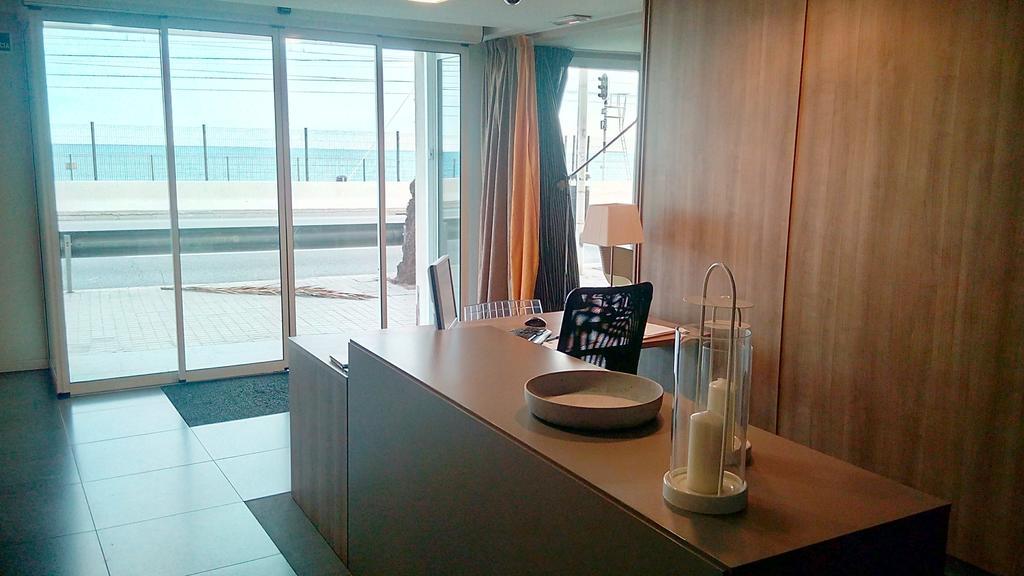 Vila De Premia Premiá de Mar エクステリア 写真