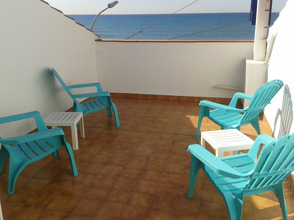 Vila De Premia Premiá de Mar エクステリア 写真