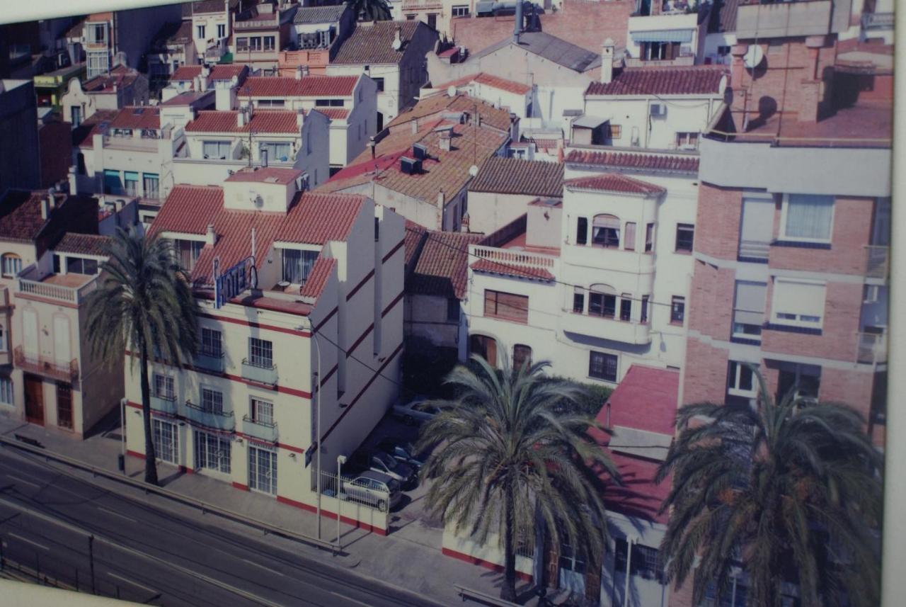Vila De Premia Premiá de Mar エクステリア 写真